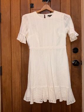 Banana Republic Off White Eyelet Short Sleeve Dress